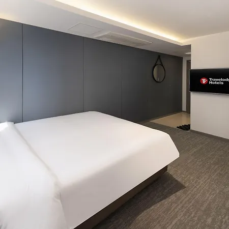 Travelodge Myeongdong Namsan