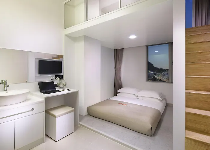 Travelodge Myeongdong Namsan Hotel