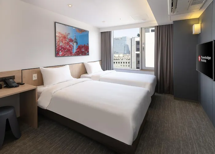 Travelodge Myeongdong Namsan Hotel Seoul
