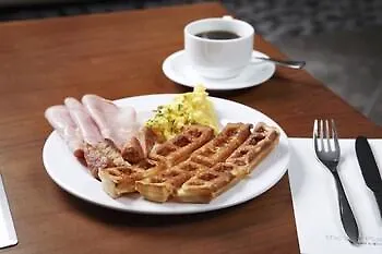 Travelodge Myeongdong Namsan Hotel