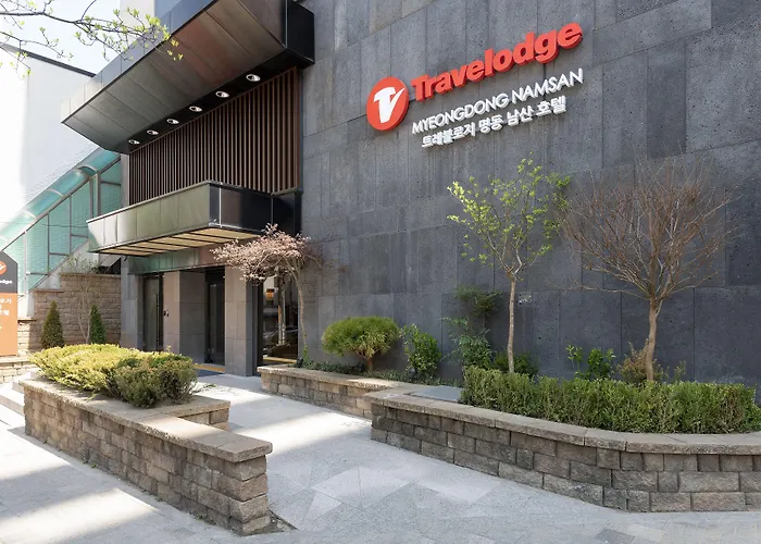 Travelodge Myeongdong Namsan Seoul