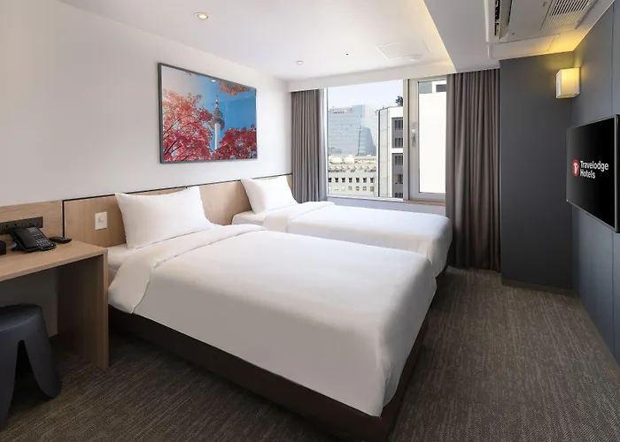 Travelodge Myeongdong Namsan Seoul
