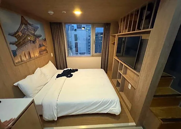 Travelodge Myeongdong Namsan Hotel