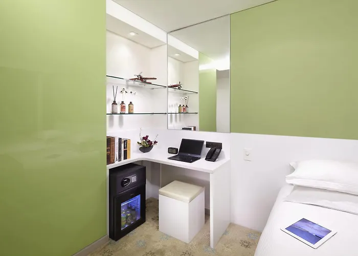 Travelodge Myeongdong Namsan 3*